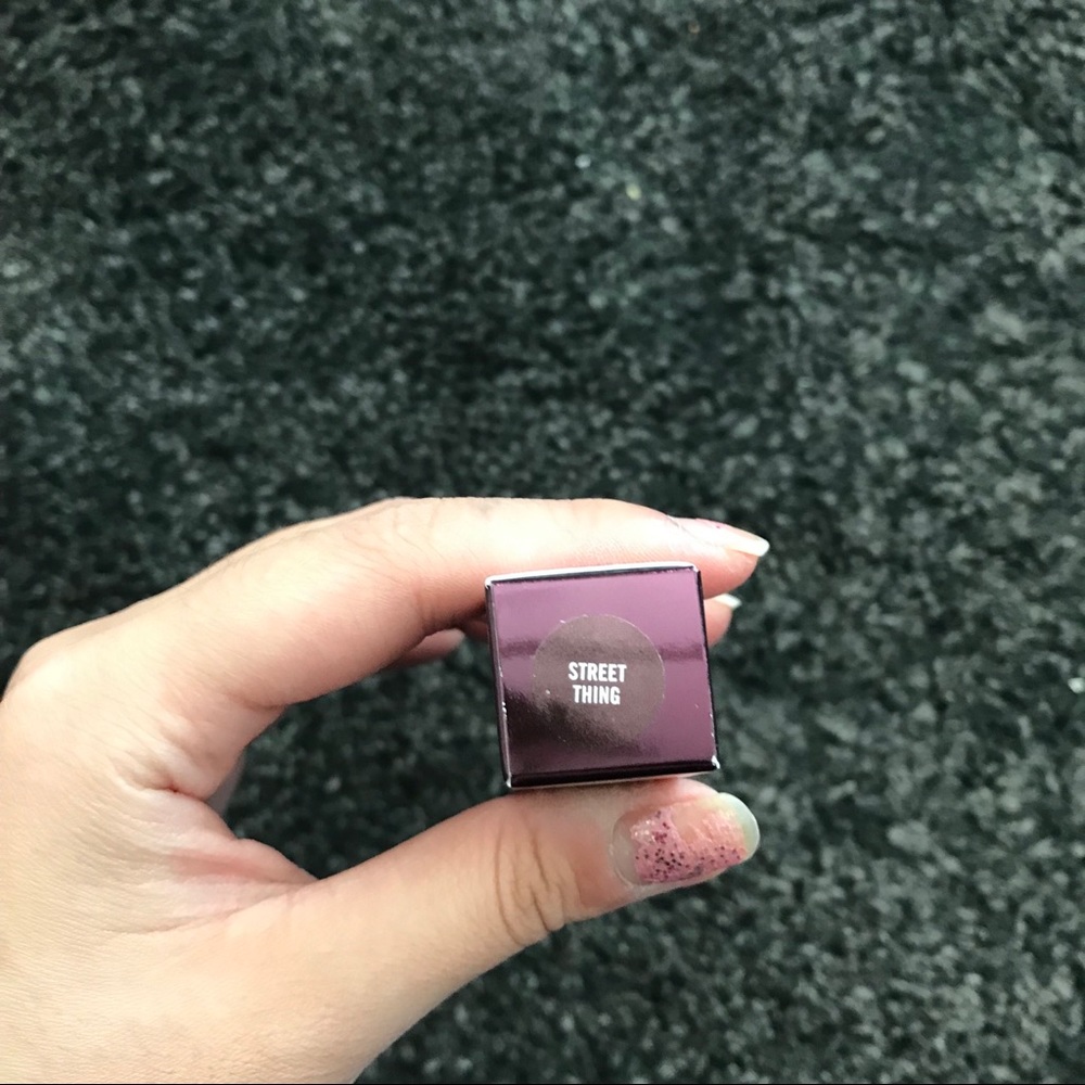 🐳2/$23 mac aaliyah street thing  lipstick - Picture 5 of 5